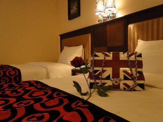 Bac Do Hotel Hanoi Buitenkant foto