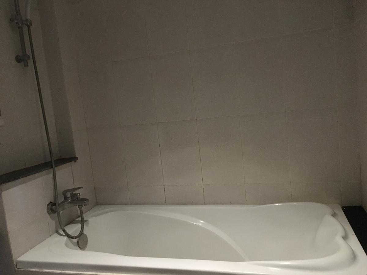 Bac Do Hotel Hanoi Buitenkant foto